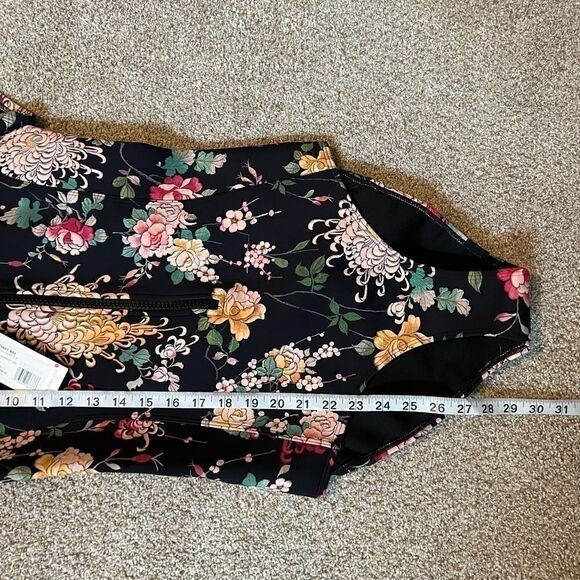 Johnny Was black floral neoprene one piece swimsuit size small New - Picture 6 of 8